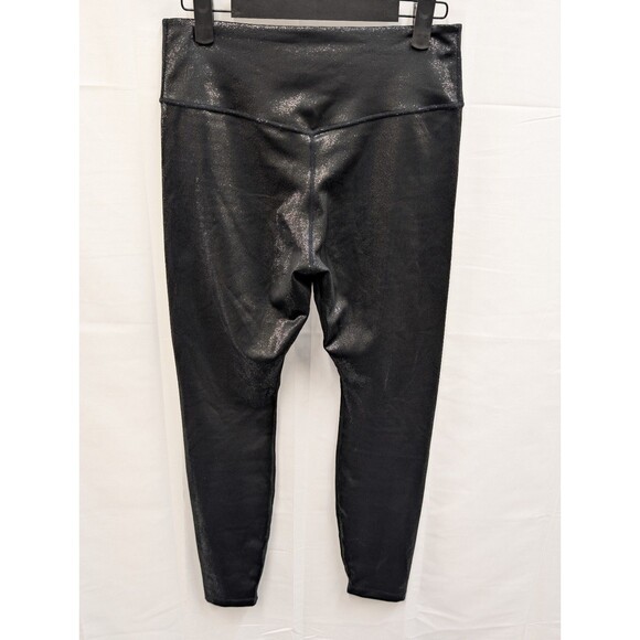 Nike Women's Training Sparkle One Tight 7/8 leggings *Size Medium* - Picture 4 of 6